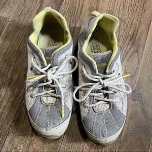 Columbia Dragonfly womens shoes size 7.5